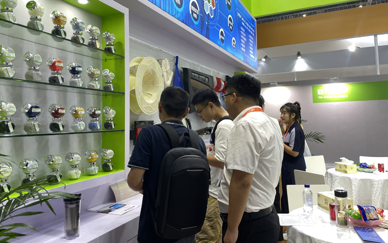 CHINAPLAS 2026國際橡塑展：青島中新華美在2.2館K65展位等你