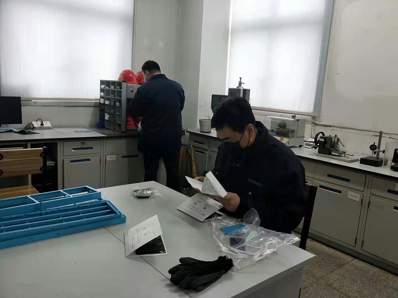 中新華美研發(fā)團隊研制阻燃ABS染色顆粒配方