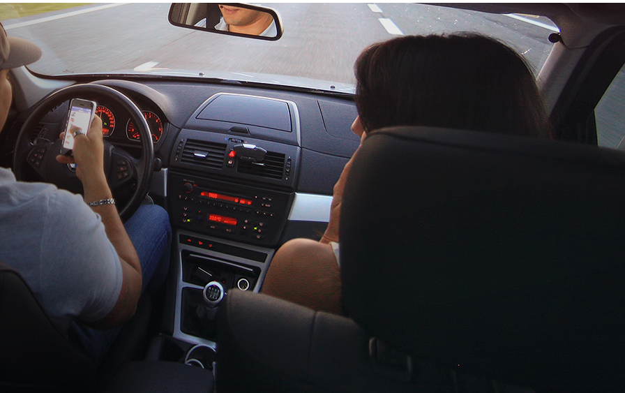 高光黑PC出風(fēng)口面板：解決注塑廠產(chǎn)品有麻點(diǎn)的終極方案