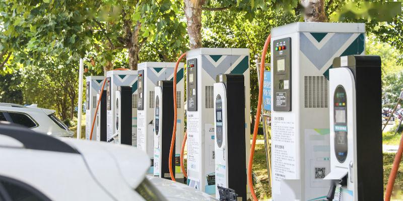 阻燃pcabs合金料應(yīng)用于新能源汽車充電樁外殼,成品率可提高5%!