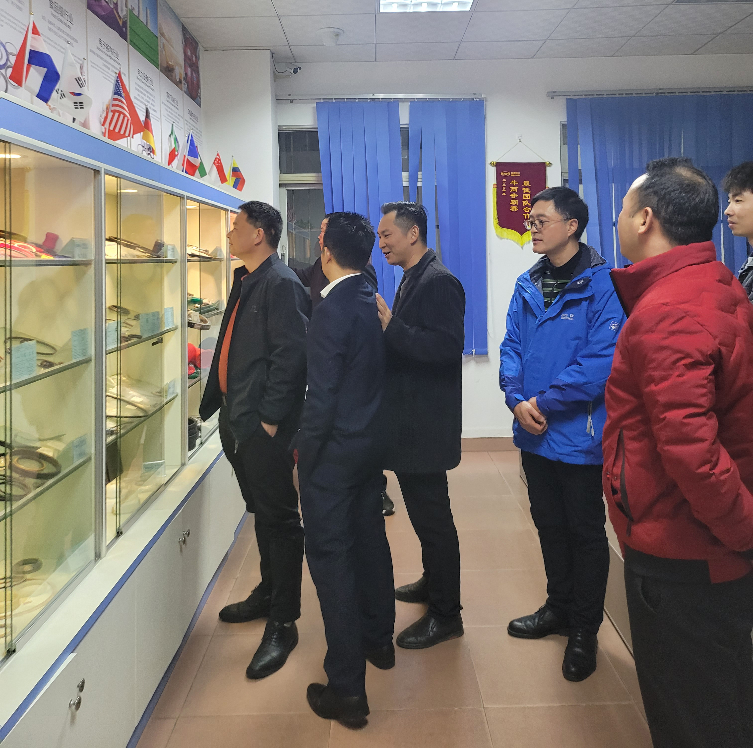 青島中新華美總經(jīng)理王東拜訪優(yōu)秀企業(yè)，見賢思齊！