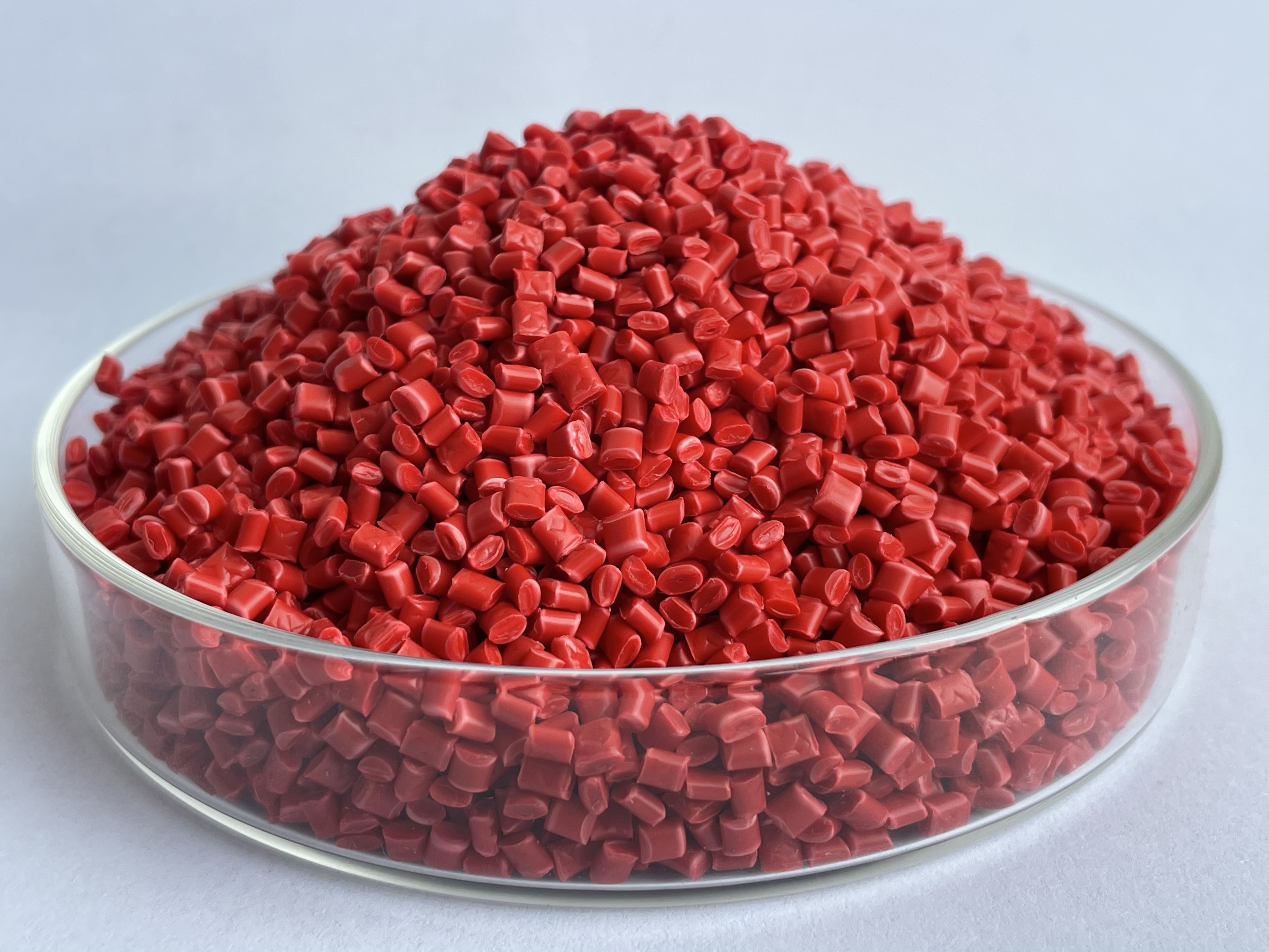 用色母染色的注塑件色差大，看這篇就夠了！