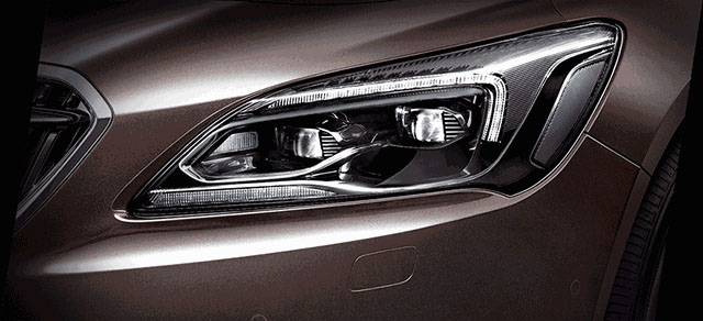 青島中新華美車燈用光擴(kuò)散PC材料的性能與應(yīng)用