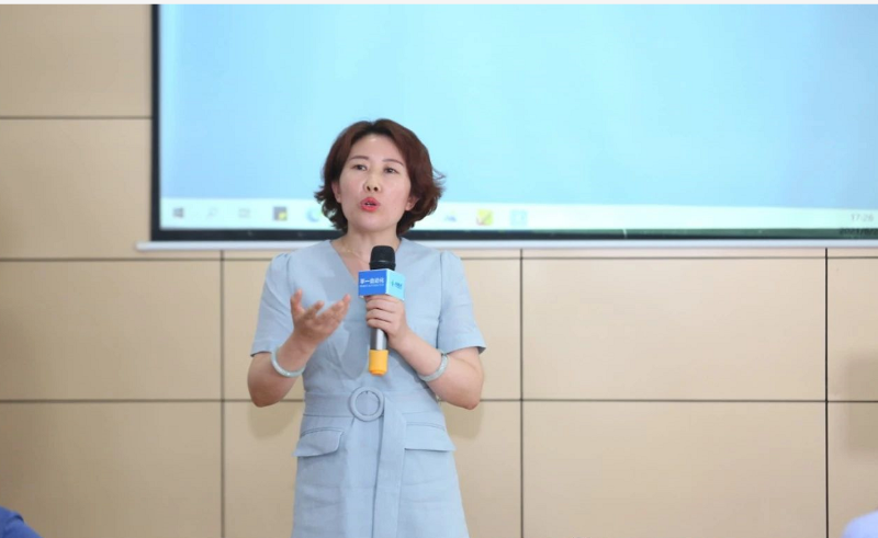 （青島大東電子總經(jīng)理-傅靜總做會(huì)議收獲發(fā)言）