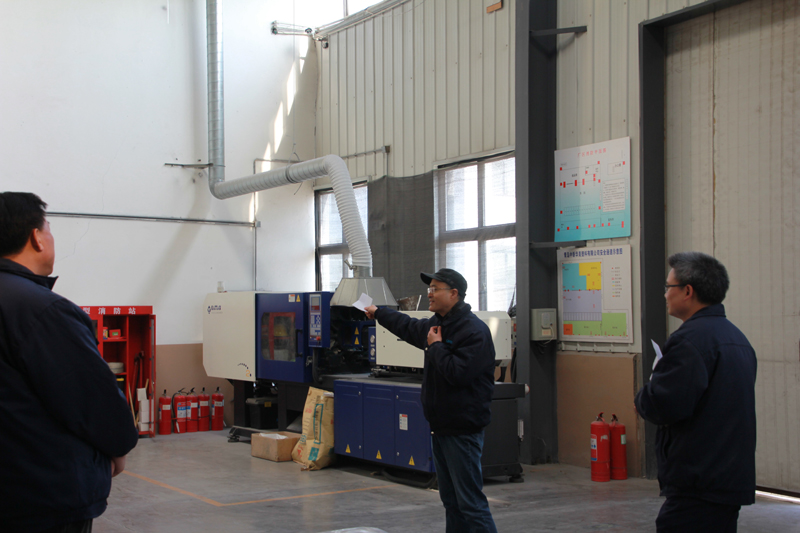 王東先生對演練的結(jié)果和發(fā)現(xiàn)的問題給予點評和解決辦法。