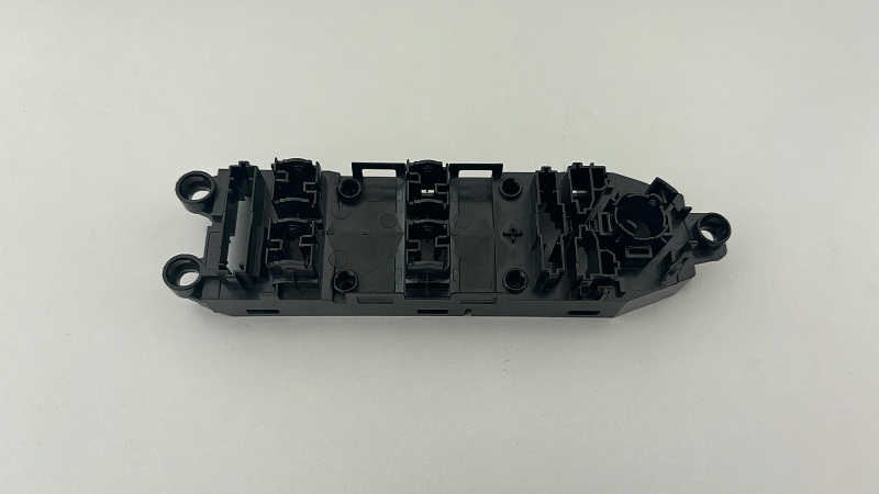 汽車(chē)門(mén)窗按鍵用PCABS合金材料