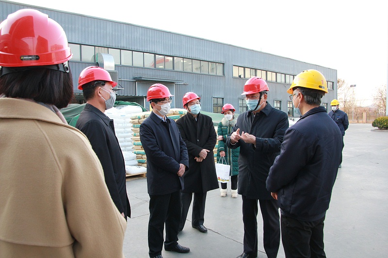 青島市委常委、統(tǒng)戰(zhàn)部部長(zhǎng)王久軍、市委臺(tái)港澳辦主任紀(jì)家棟、城陽區(qū)區(qū)長(zhǎng)解宏勁、區(qū)委常委、統(tǒng)戰(zhàn)部部長(zhǎng)高尚倫一行蒞臨我司考察