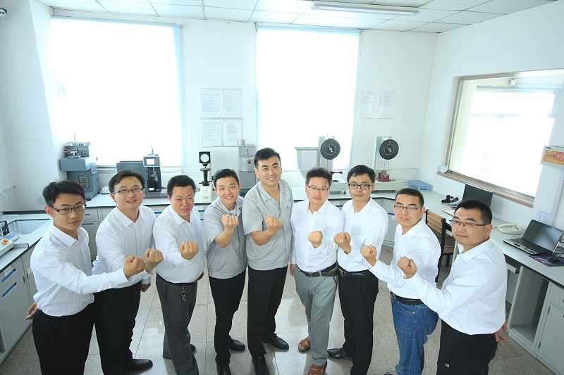 中新華美技術(shù)支持團(tuán)隊